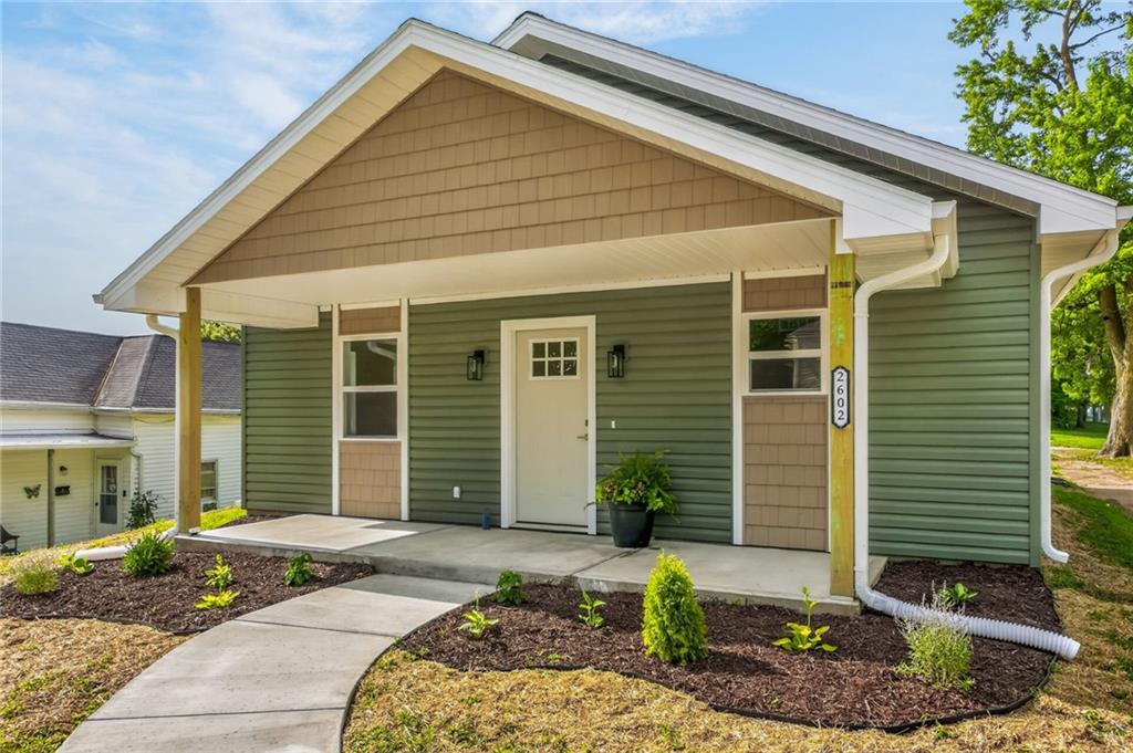 2602 Faraon Street - Photo 1