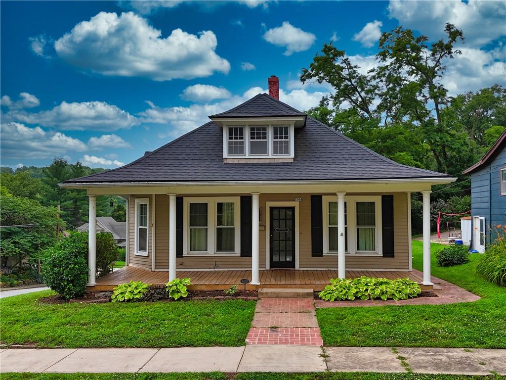 603 Walnut Street - Photo 1