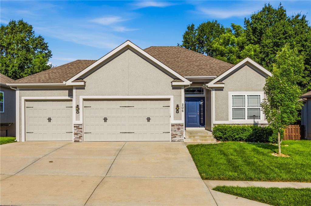 206 N Marimack Drive - Photo 1