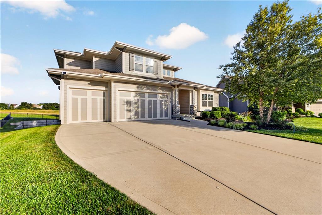 24957 W 114th Street - Photo 1