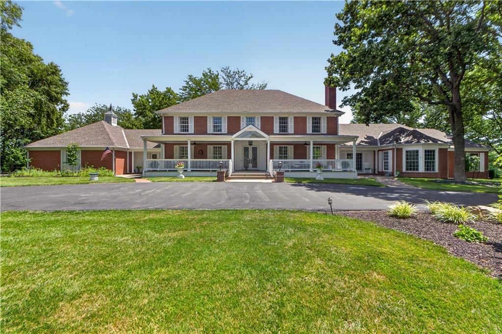 1815 Pine Ridge Road - Photo 1