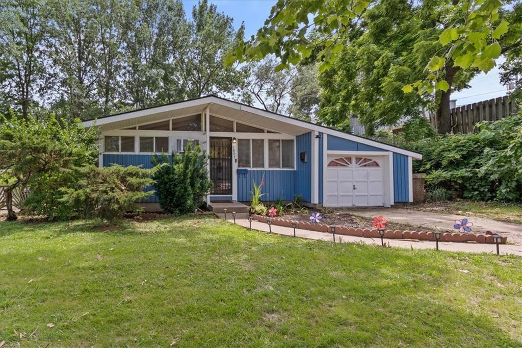 1907 NE 57th Street - Photo 1