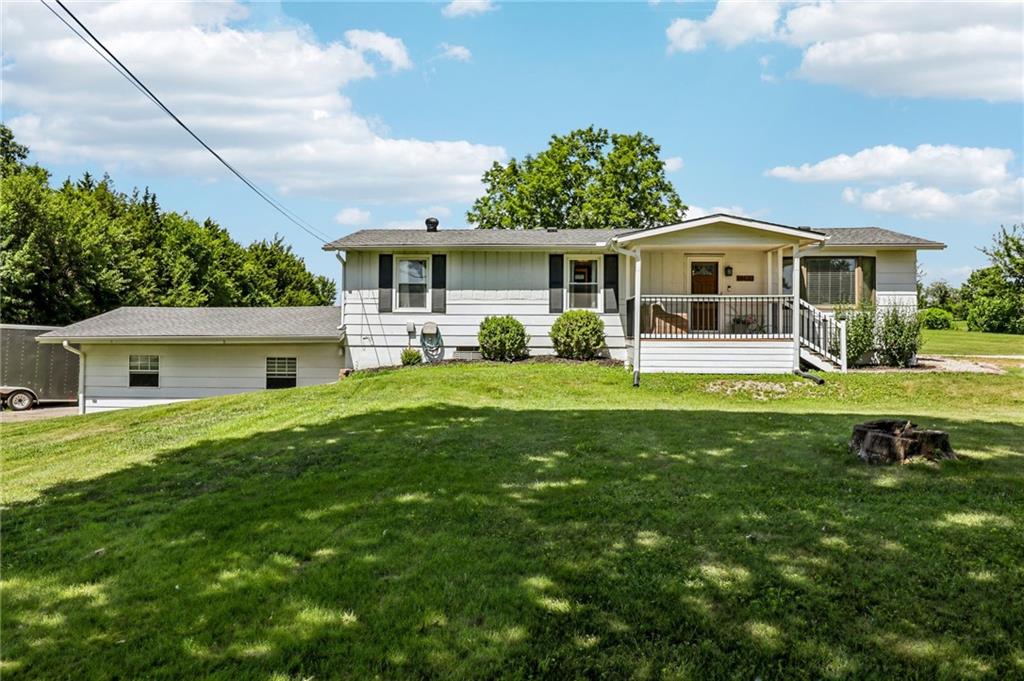 18420 S Renner Road - Photo 1