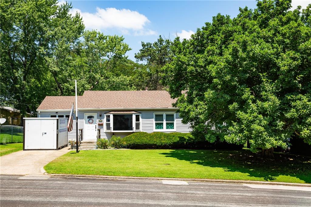 407 W North Street - Photo 1