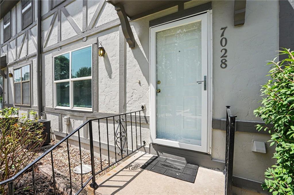 7028 N Fisk Court - Photo 1