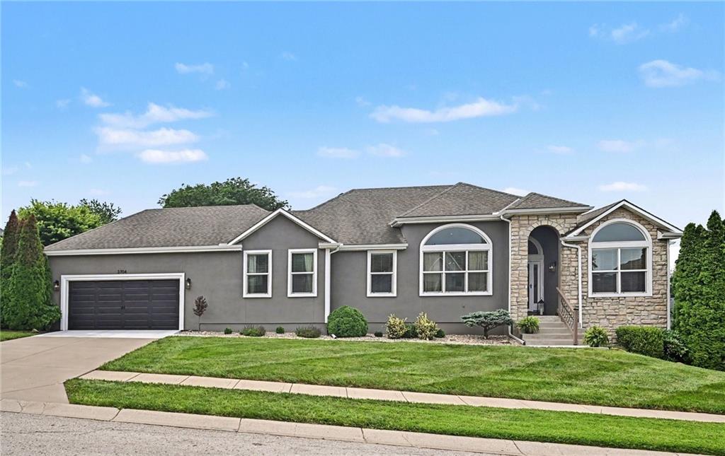 3704 NW Windburn Drive - Photo 1
