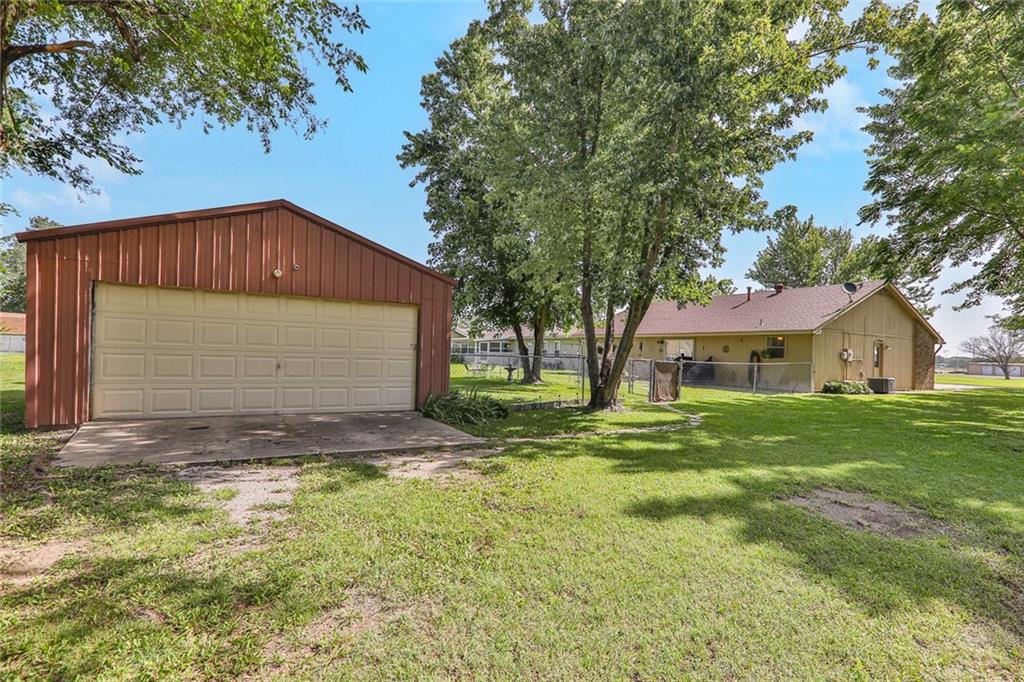 Thumbnail 25