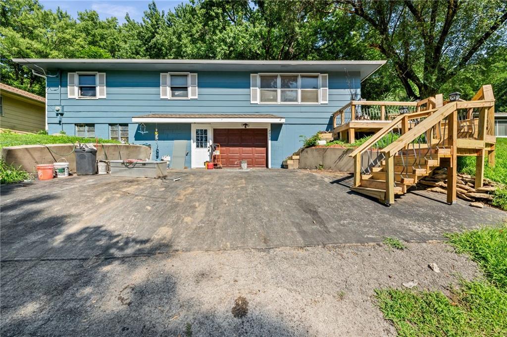705 Cherry Street - Photo 1