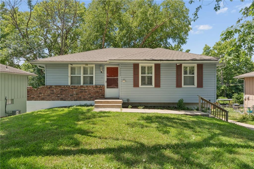3922 S Harbough Drive - Photo 1