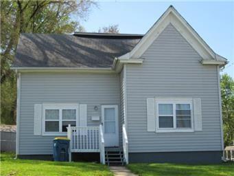 203 E Pine Street - Photo 1