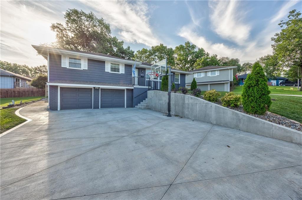 10717 McGee Street - Photo 1