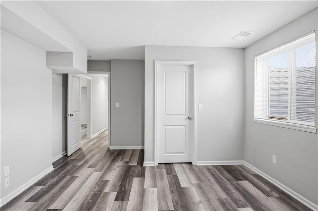 Thumbnail 24