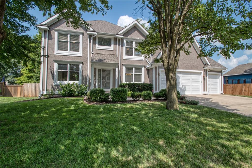 7704 N Shannon Avenue - Photo 1