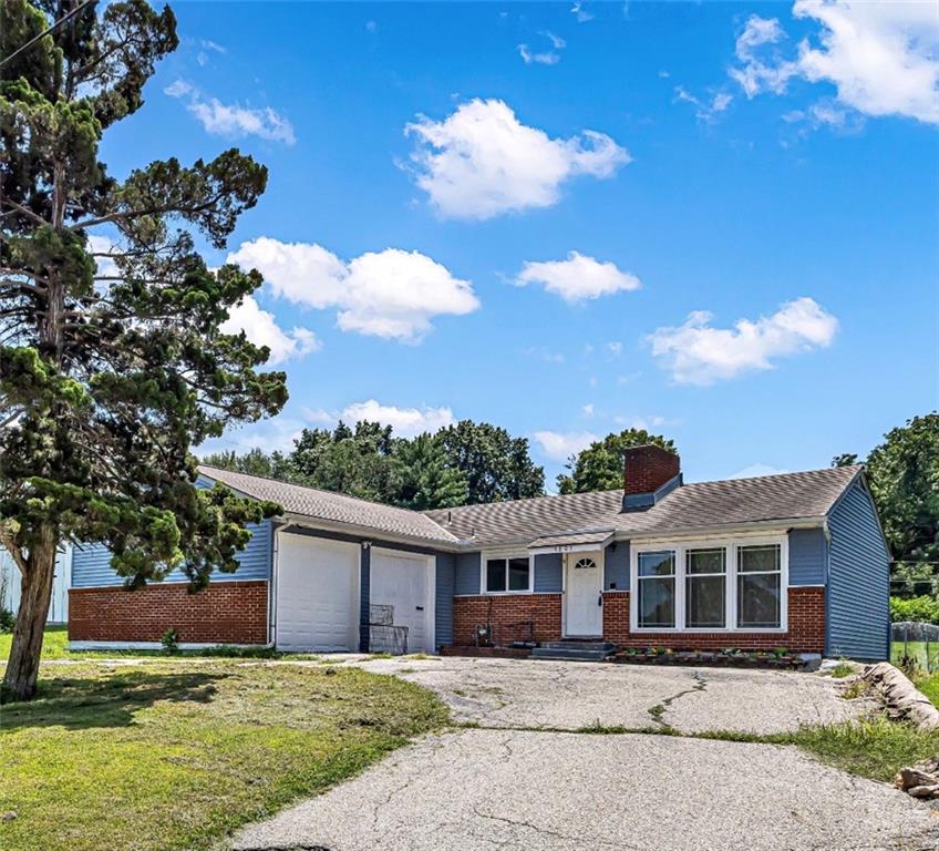 9805 E 33RD Street - Photo 1