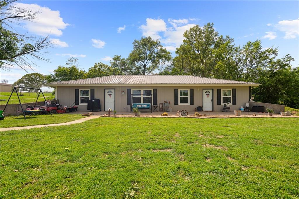 16527 Varner Road - Photo 1