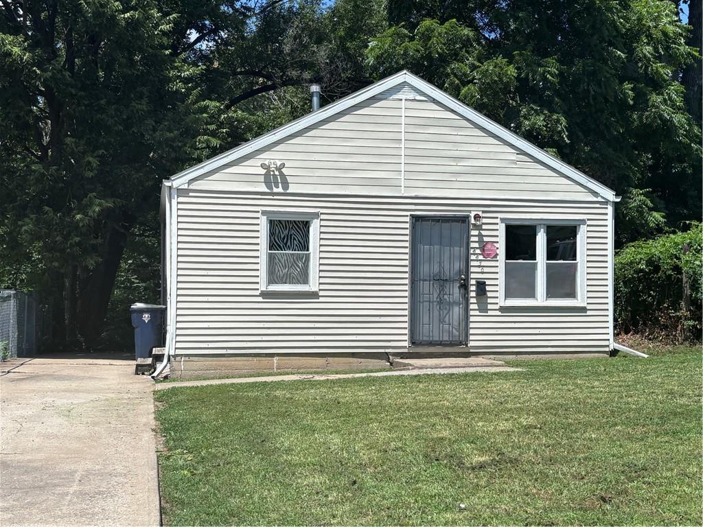 4436 Myrtle Avenue - Photo 1