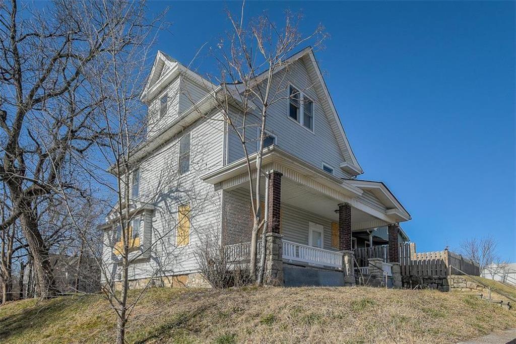 318 N 10th Street - Photo 1