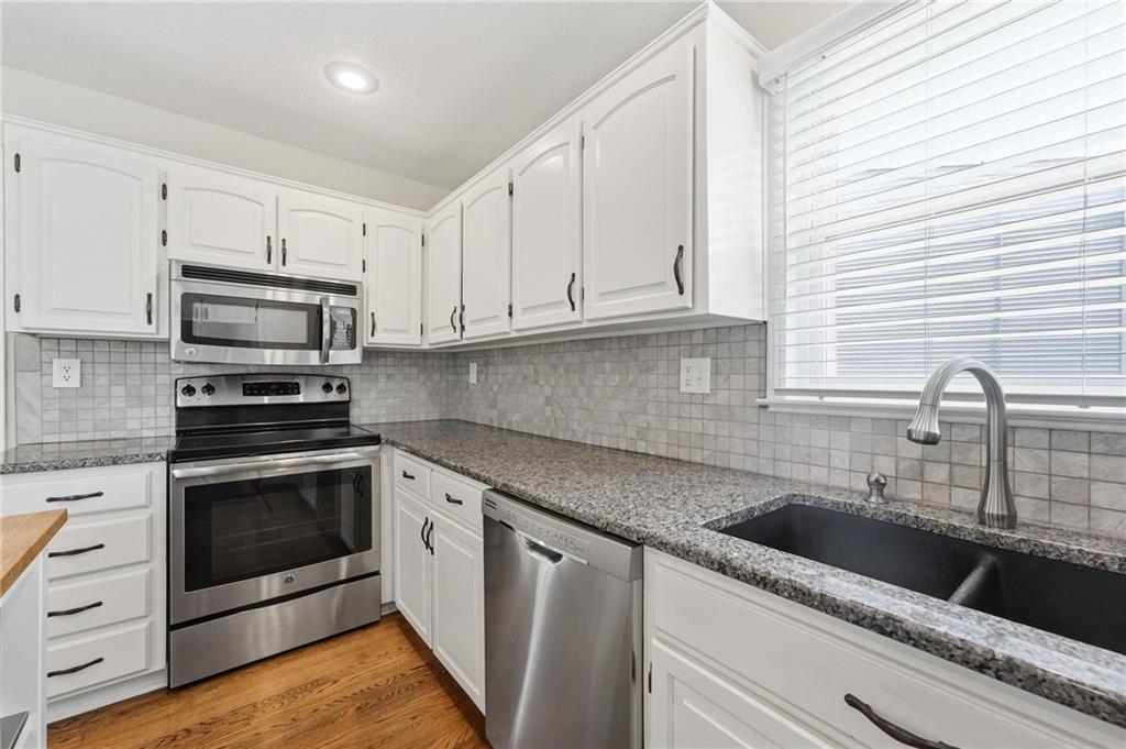 Thumbnail 15