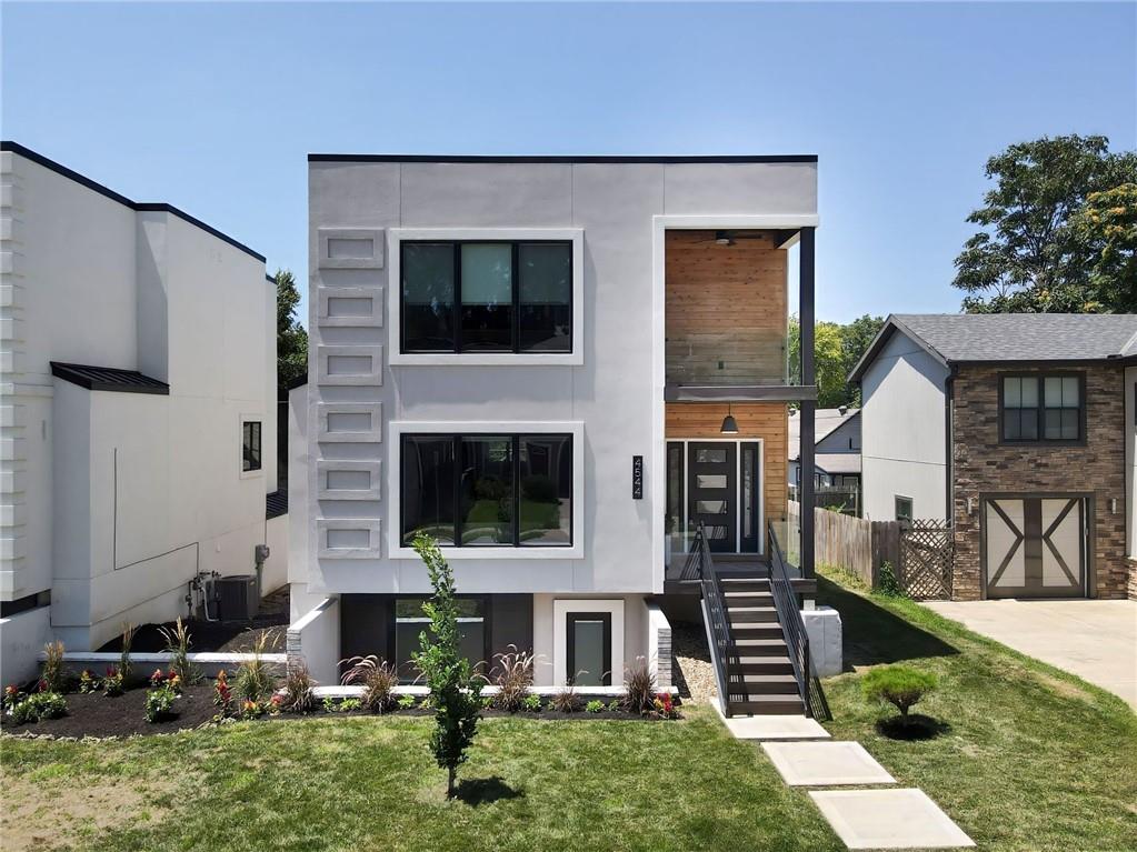4544 Bell Street - Photo 1