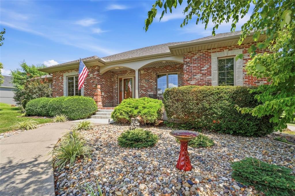 602 Canyon Drive - Photo 1