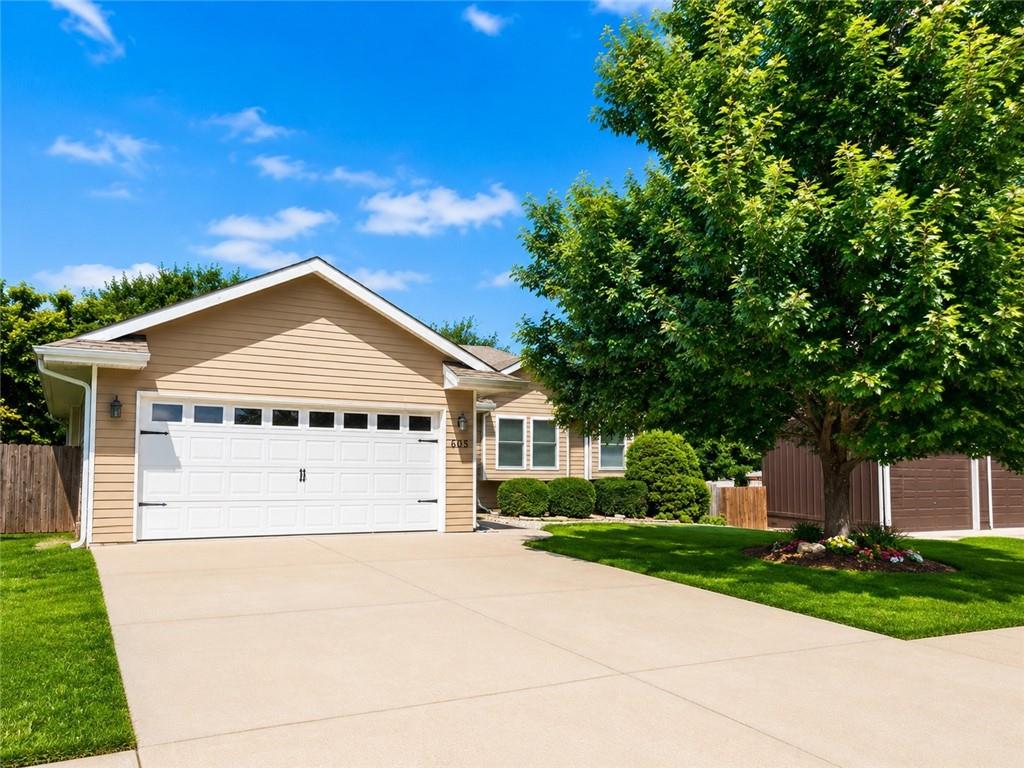 605 Birch Street - Photo 1