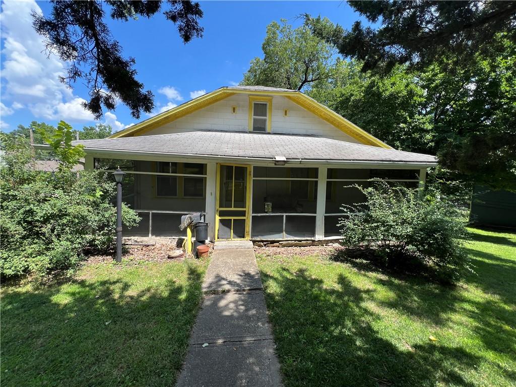 8603 Robinson Street - Photo 1