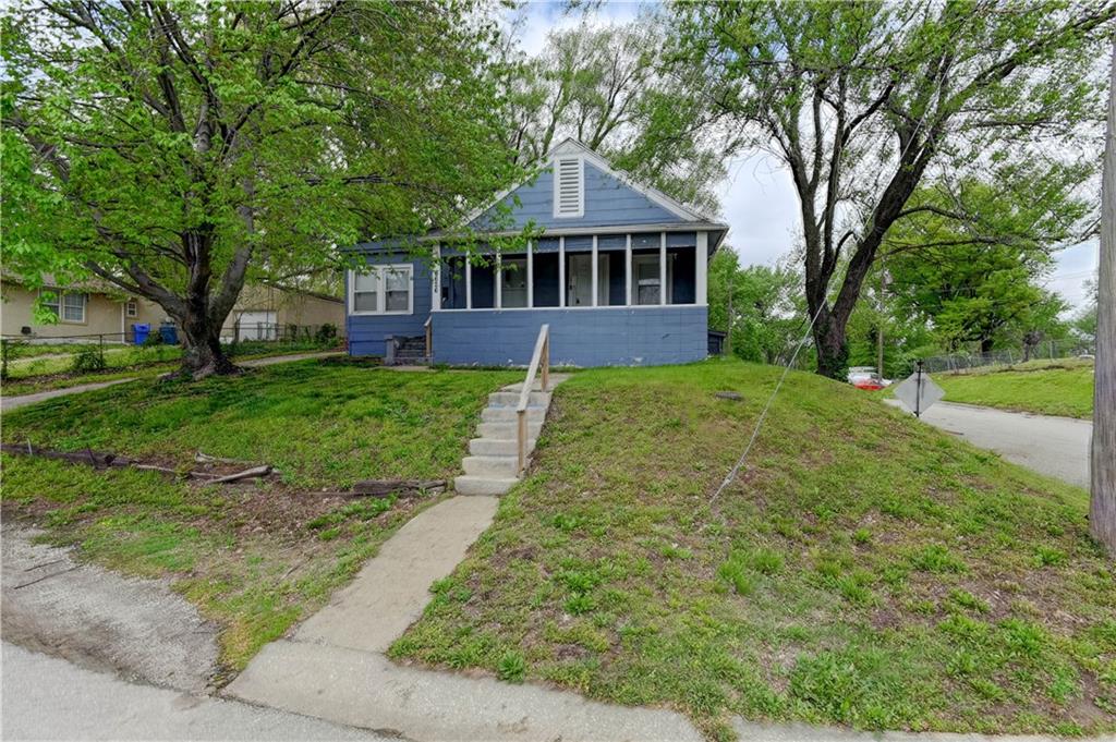 8626 Morrell Avenue - Photo 1