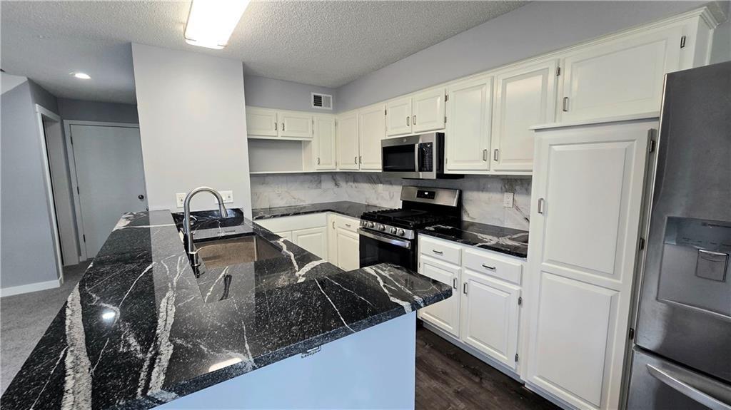 15416 Floyd Street - Photo 1