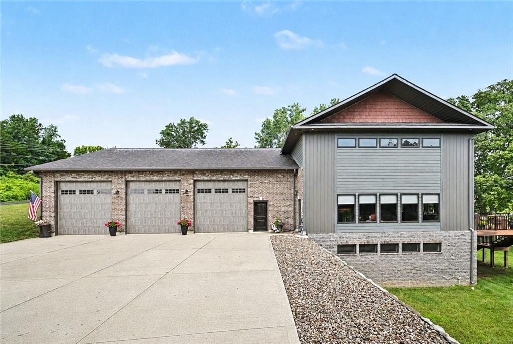 300 SE 30th Street - Photo 1
