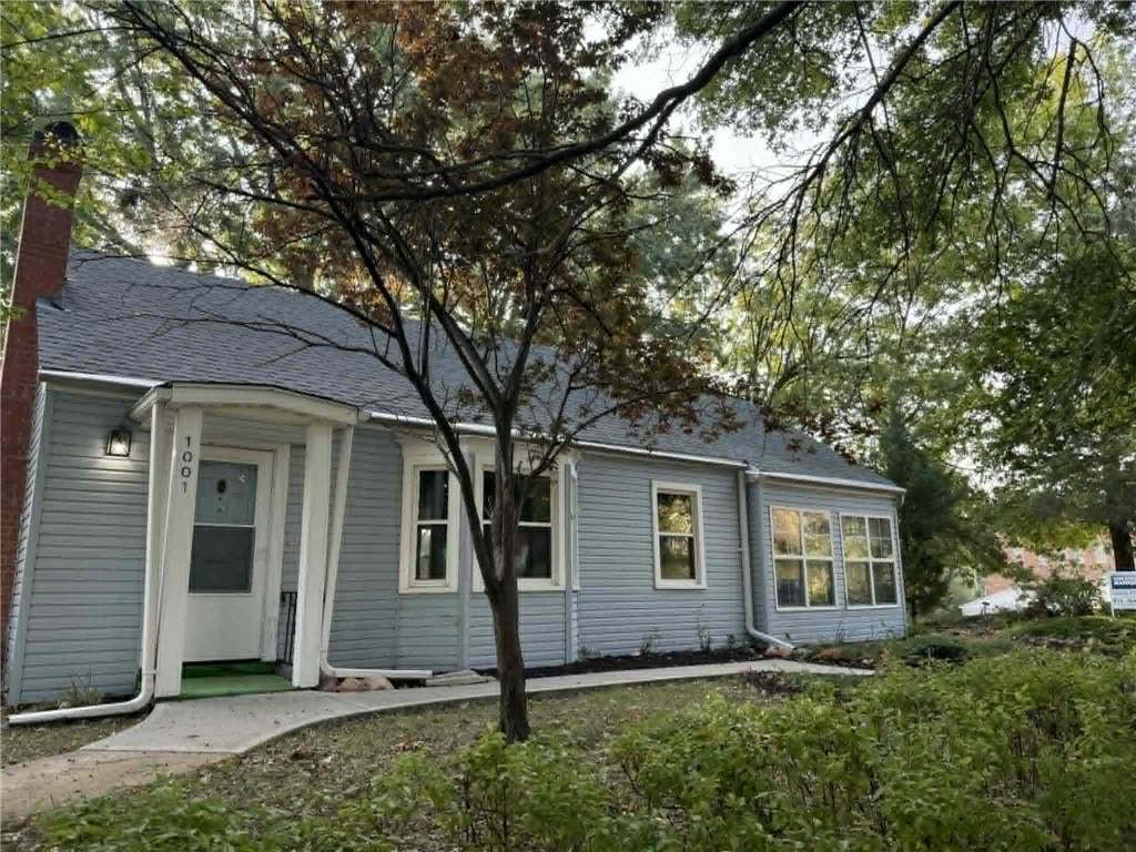 1001 N 25th Street - Photo 1