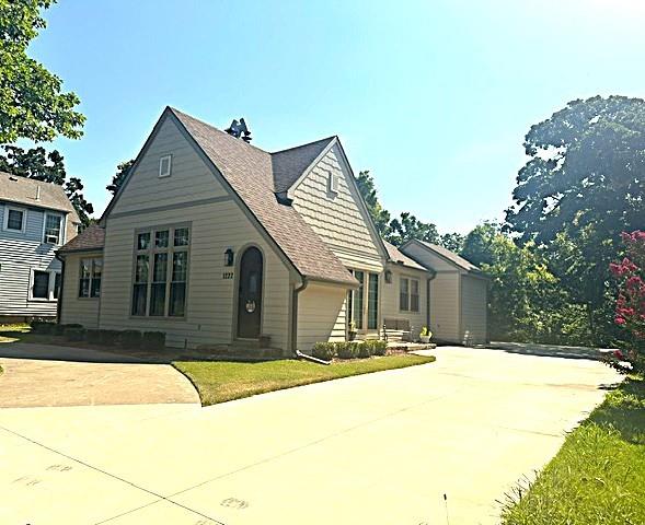 1222 N 2nd Street