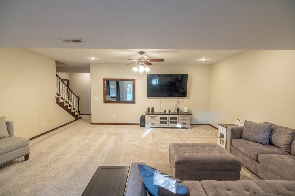 Thumbnail 40
