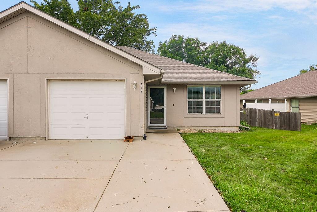 612 MCKENNA Street - Photo 1