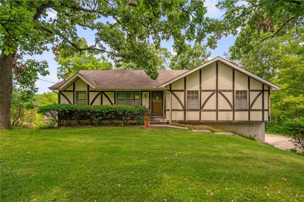 10305 NW Meadow Lane Circle - Photo 1