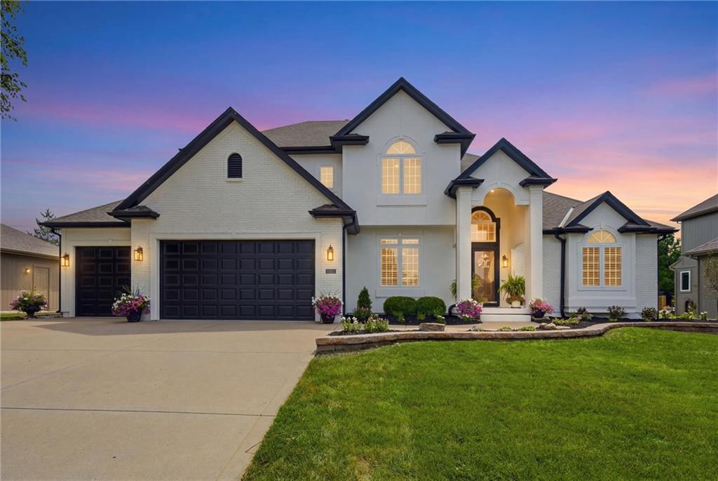 2115 Prairie Creek Drive - Photo 1