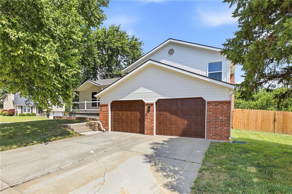1045 Carousel Lane - Photo 1