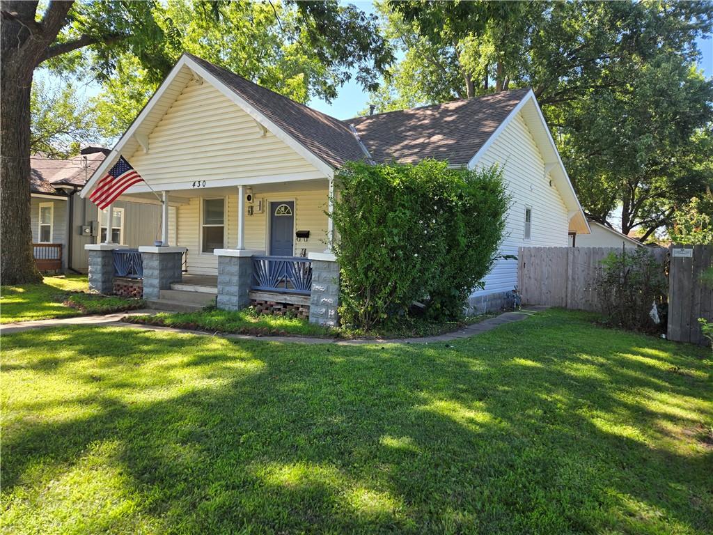 430 Walnut Avenue - Photo 1