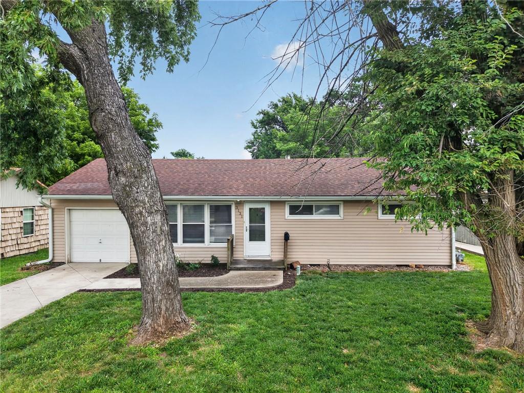 3131 S 46th Terrace - Photo 1