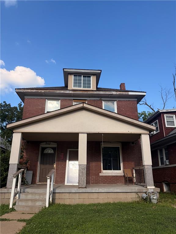 203 N 14TH Street - Photo 1