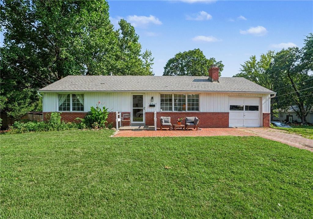 10214 W 56th Street - Photo 1