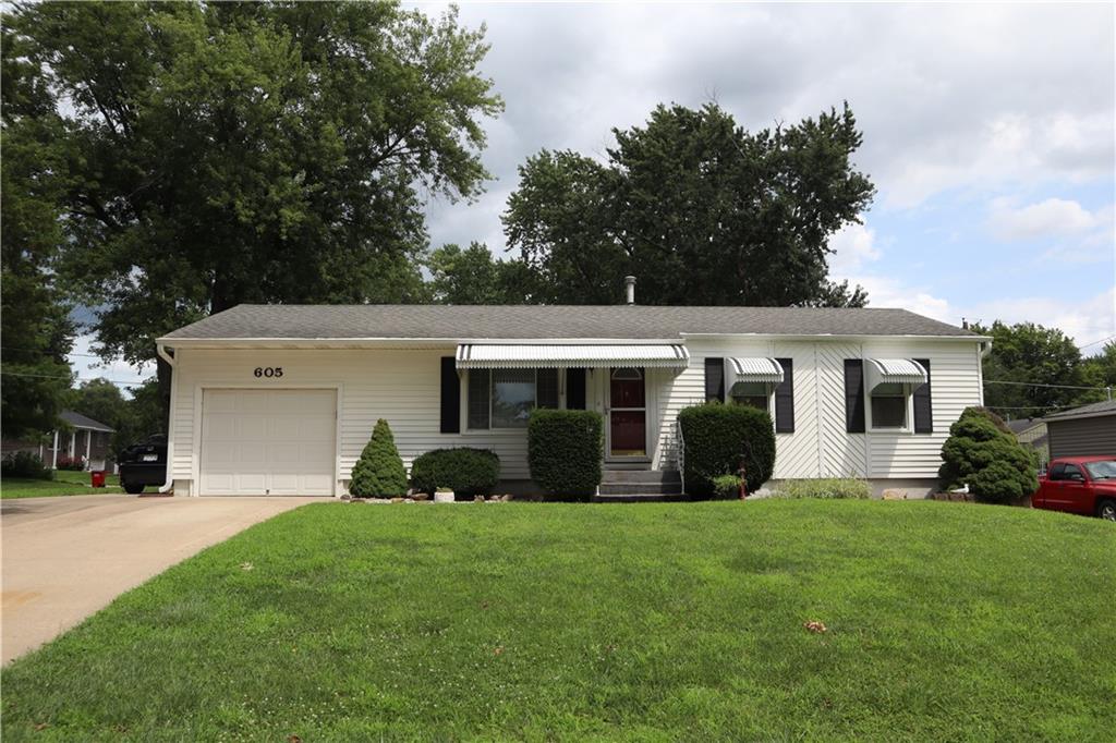 605 N Ponca Drive - Photo 1