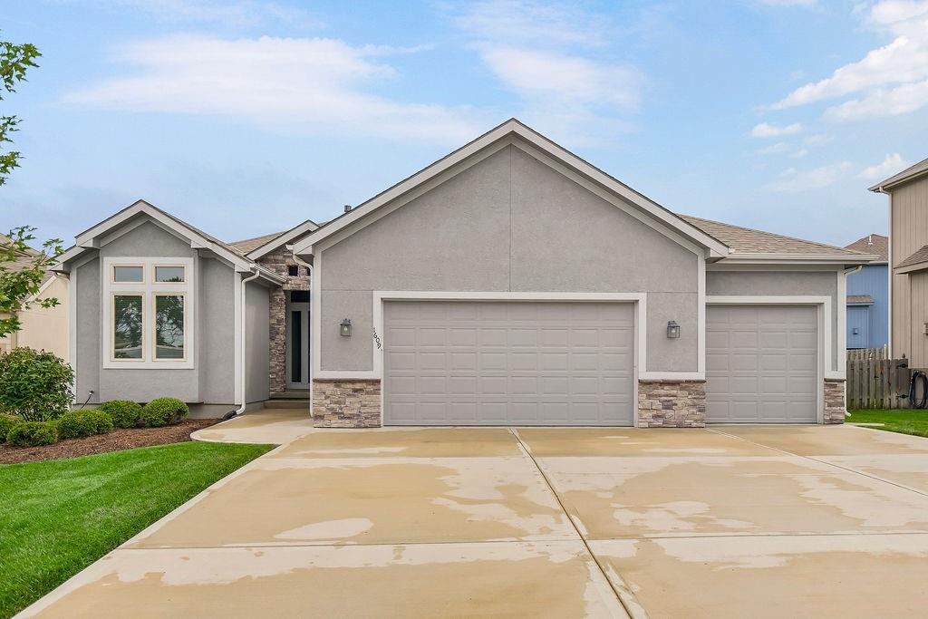 1609 Shadow Drive