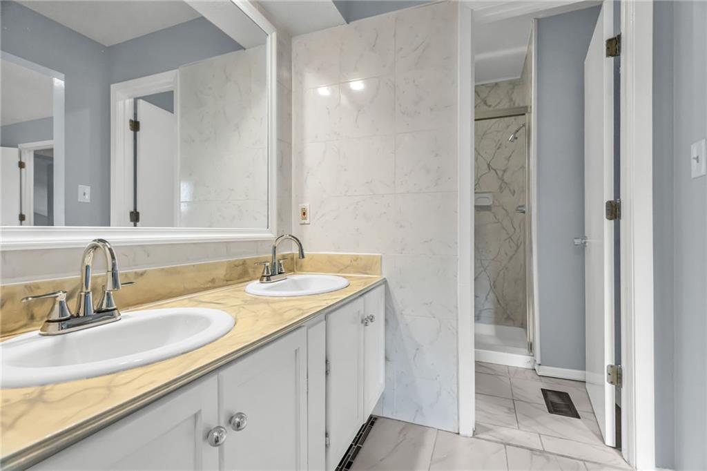 Thumbnail 21