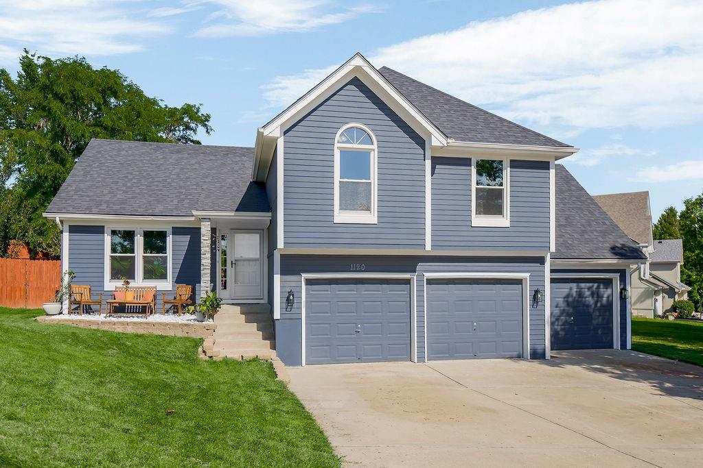 1120 NW 73rd Terrace - Photo 1