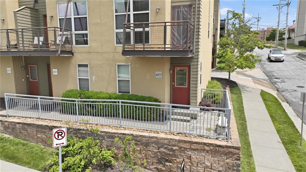 4577 Madison Avenue #E4 - Photo 1