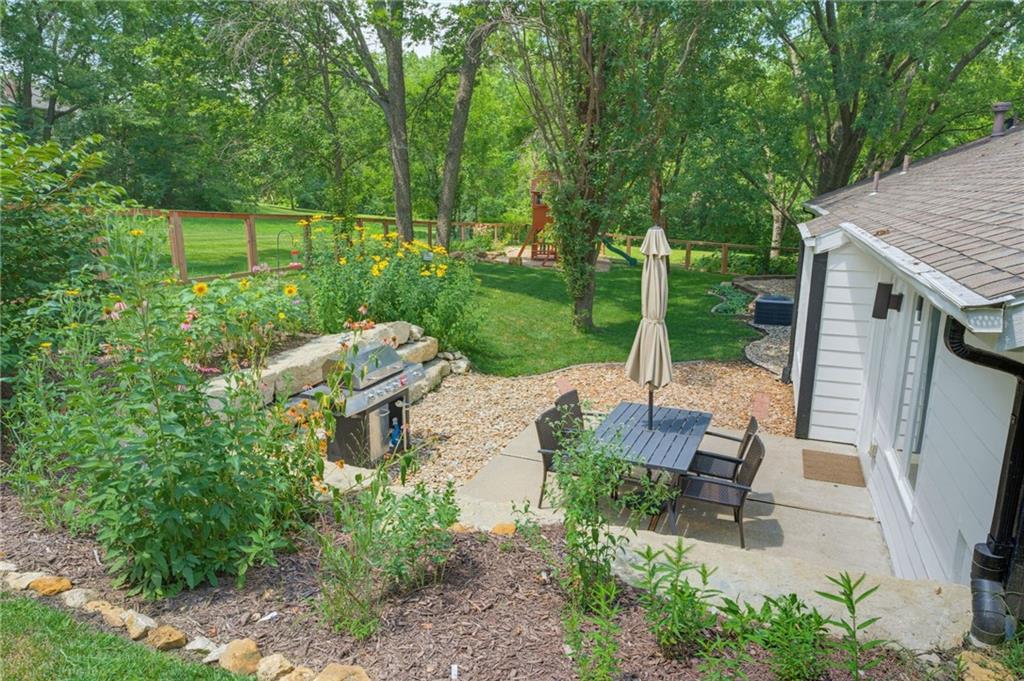 Thumbnail 28