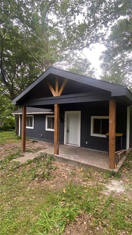 4112 N Mersington Avenue - Photo 1