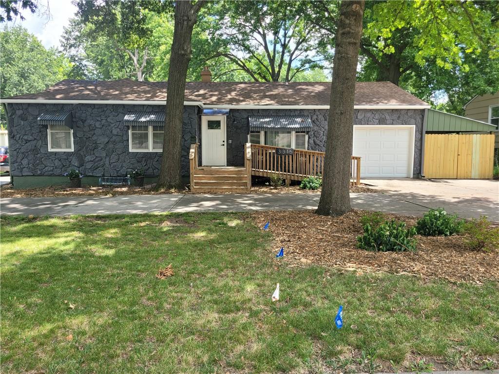 3315 S Crysler Avenue - Photo 1
