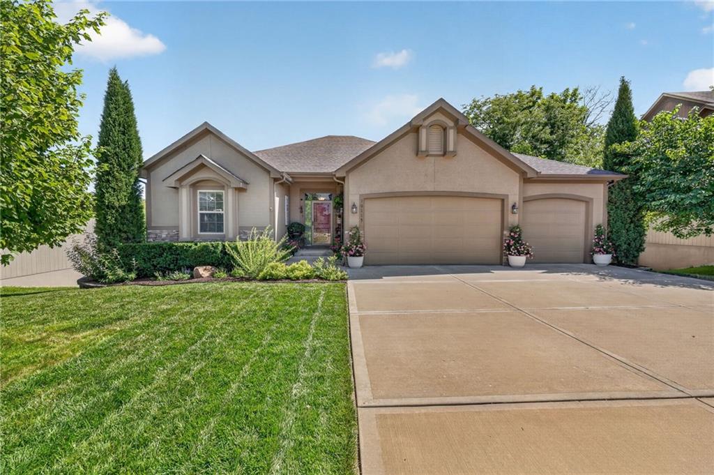 10115 N Miller Lane - Photo 1