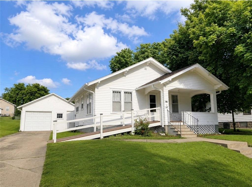 417 S Walnut Street - Photo 1